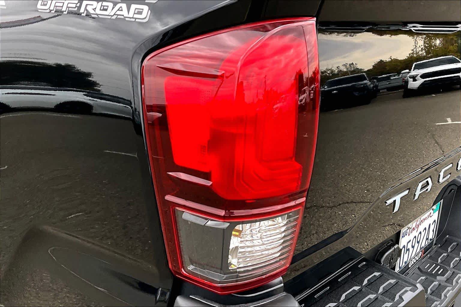 Used 2019 Toyota Tacoma TRD Off-Road AWD/4WD image 28