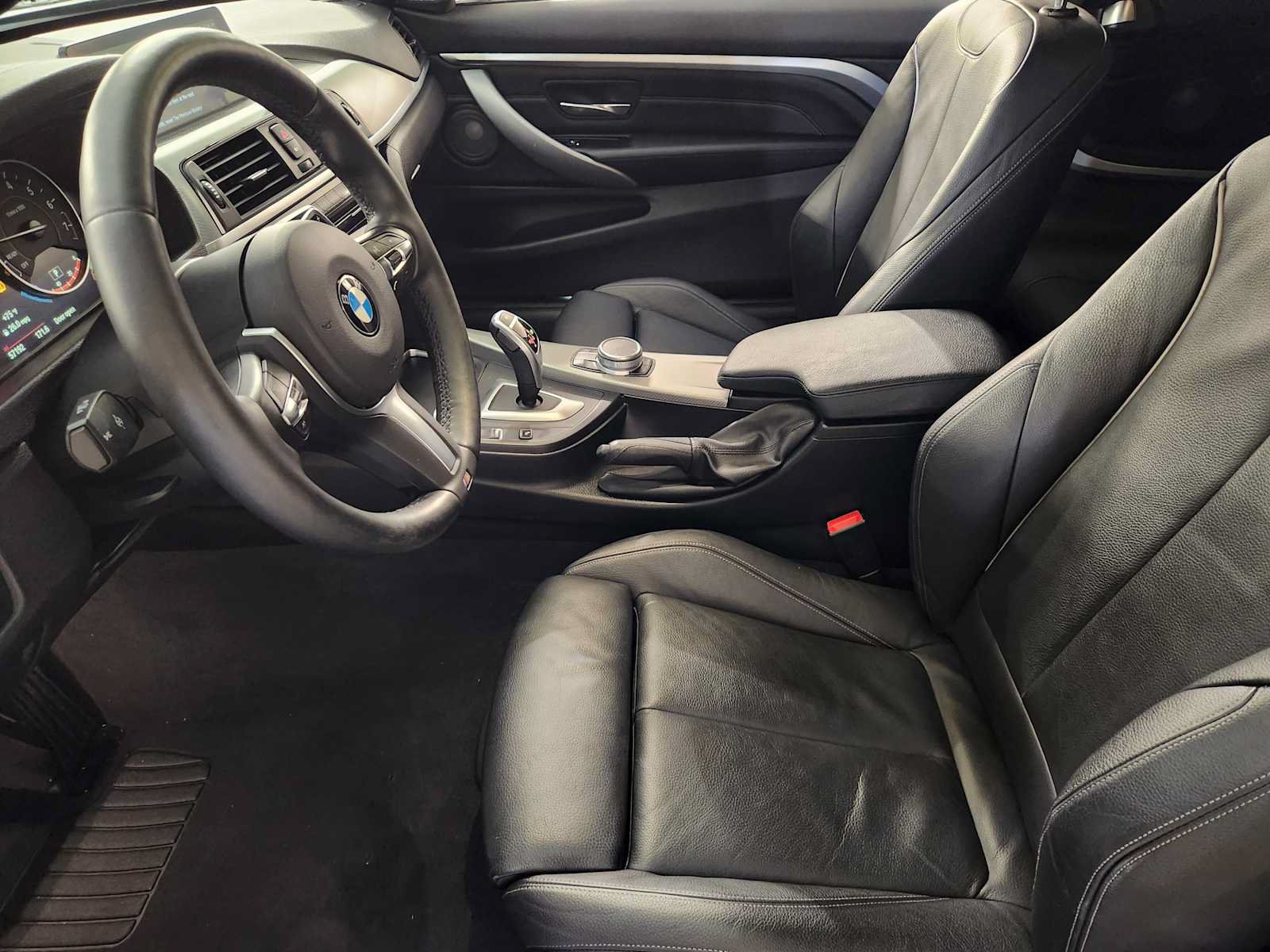 Used 2020 BMW 430i Coupe w/ M Sport Package RWD image 12