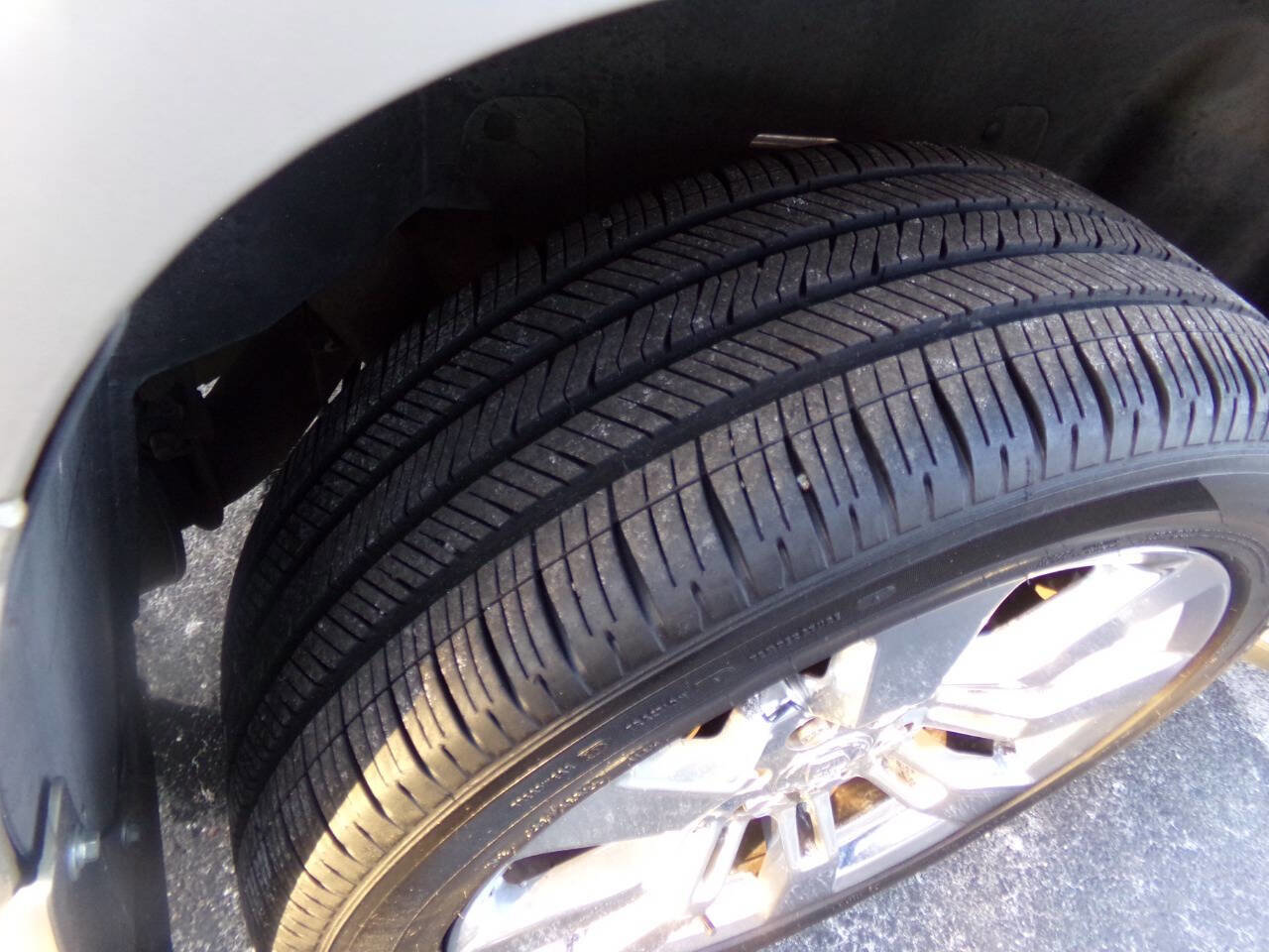 Used 2007 Cadillac Escalade AWD image 48