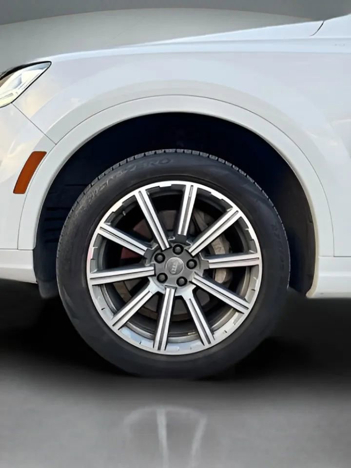 Used 2017 Audi Q7 3.0T Premium Plus w/ Premium Plus Package image 41