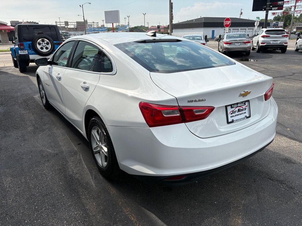 Used 2023 Chevrolet Malibu LS FWD image 5