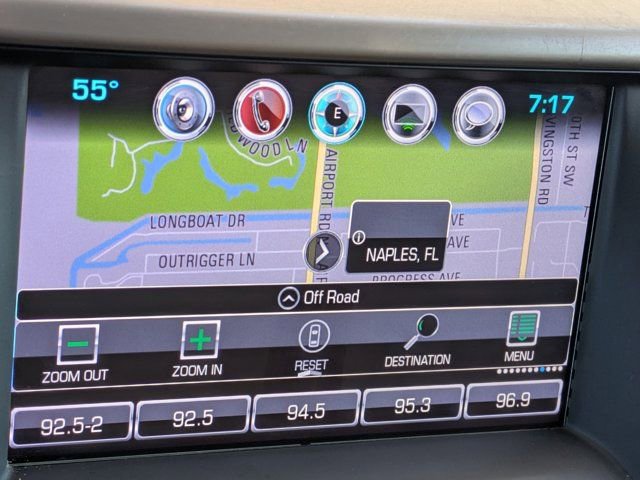 Used 2017 GMC Acadia Denali w/ Technology Package AWD/4WD image 7