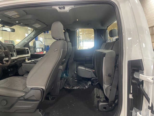 New 2025 Ford F250 XLT w/ FX4 Off-Road Package image 20