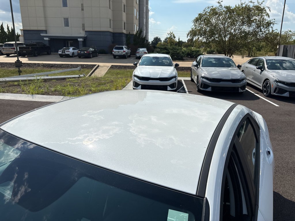 Used 2025 Hyundai Elantra Hybrid FWD image 15