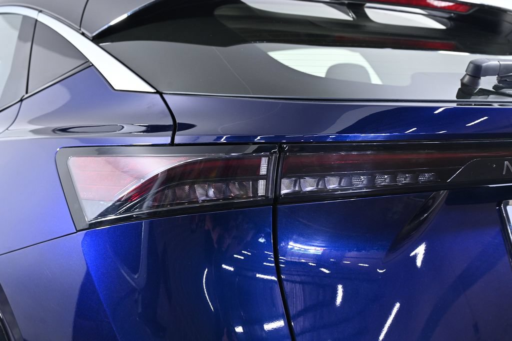 Certified 2023 Nissan Ariya FWD image 9