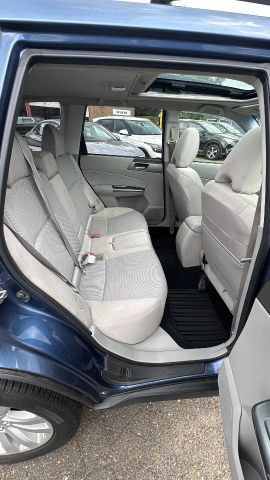 Used 2013 Subaru Forester 2.5X Premium w/ Plus Pkg AWD/4WD image 22
