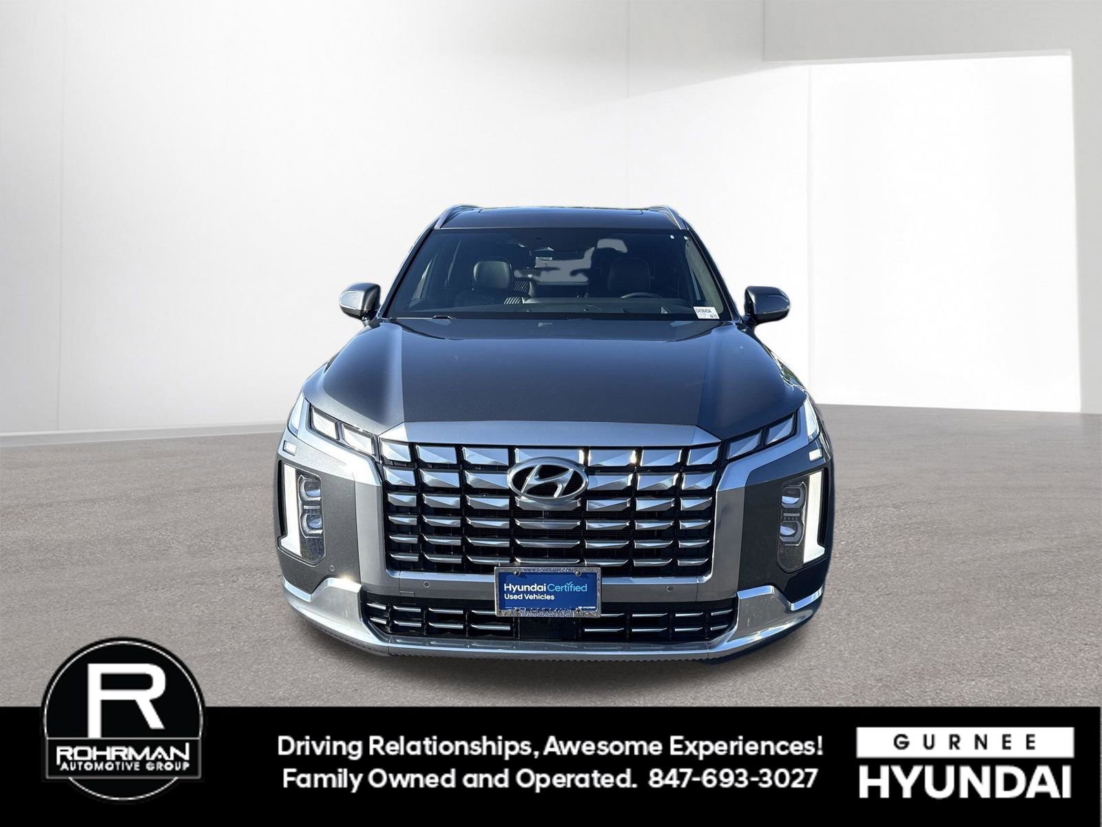 Used 2023 Hyundai Palisade Calligraphy w/ Cargo Package AWD/4WD image 3