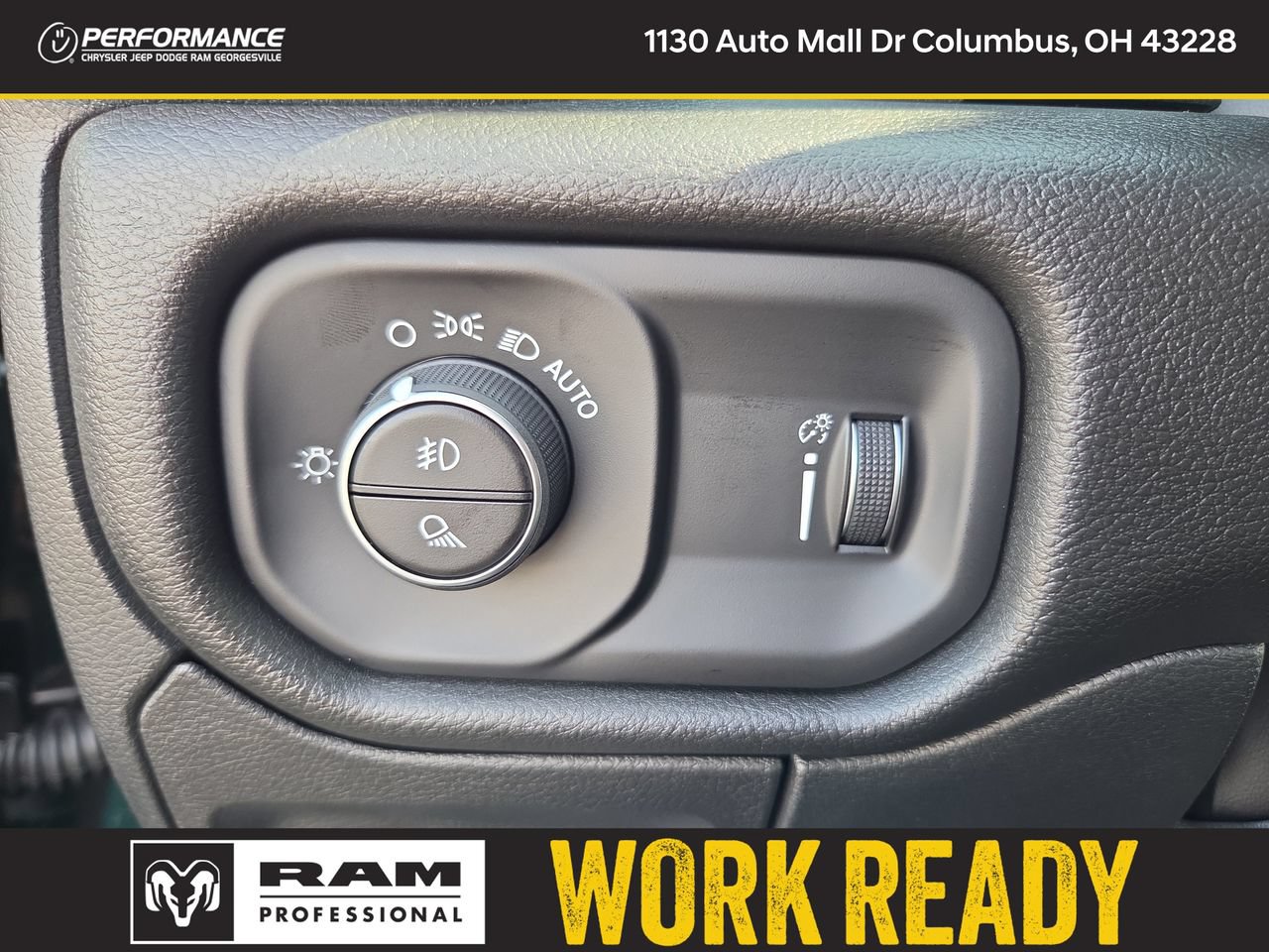 New 2026 RAM 1500 Express AWD/4WD image 30