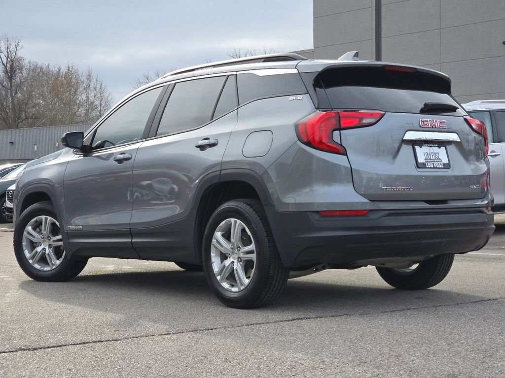 Used 2021 GMC Terrain SLE w/ Driver Convenience Package image 16