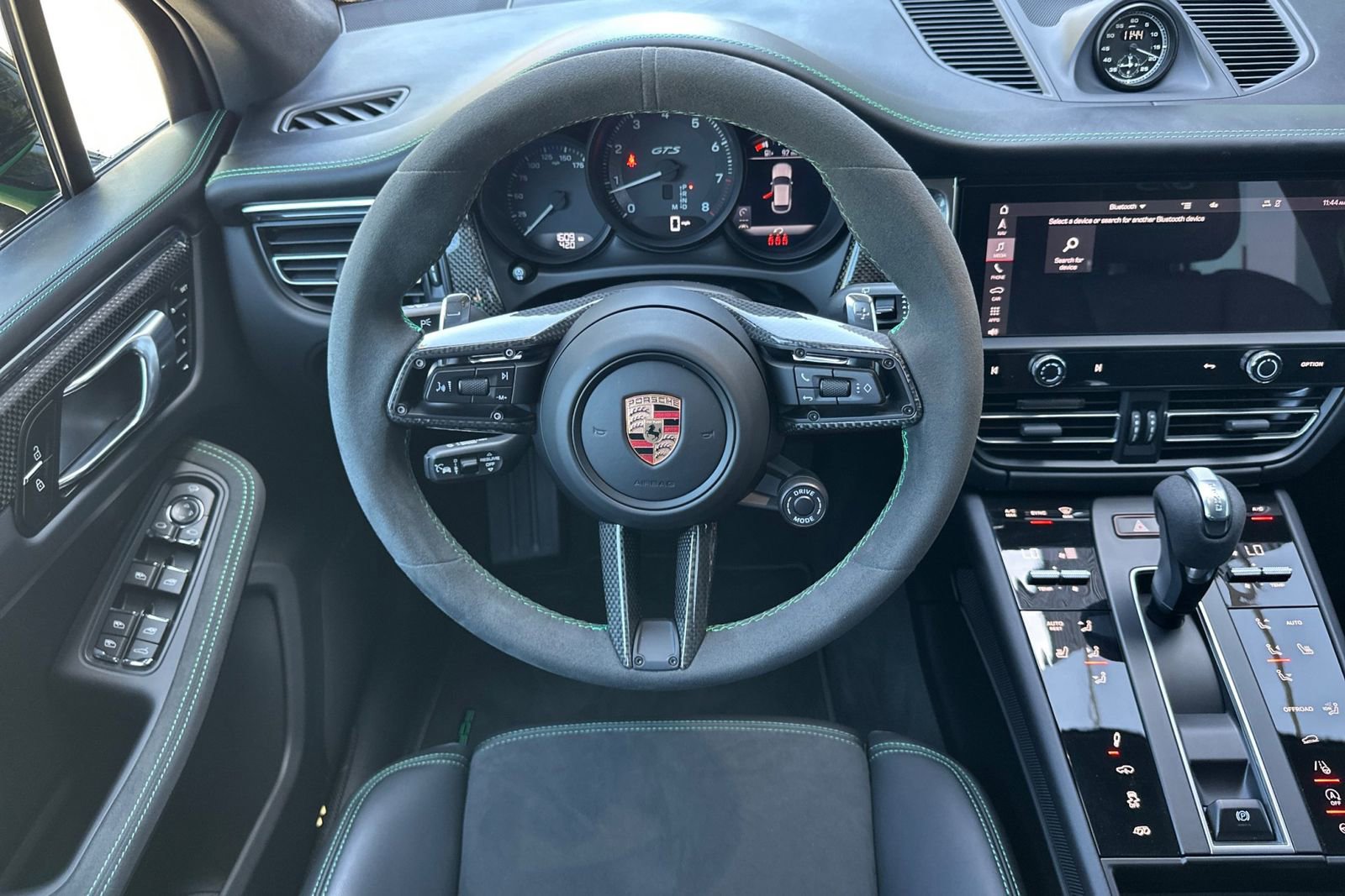 Used 2025 Porsche Macan GTS AWD/4WD image 16