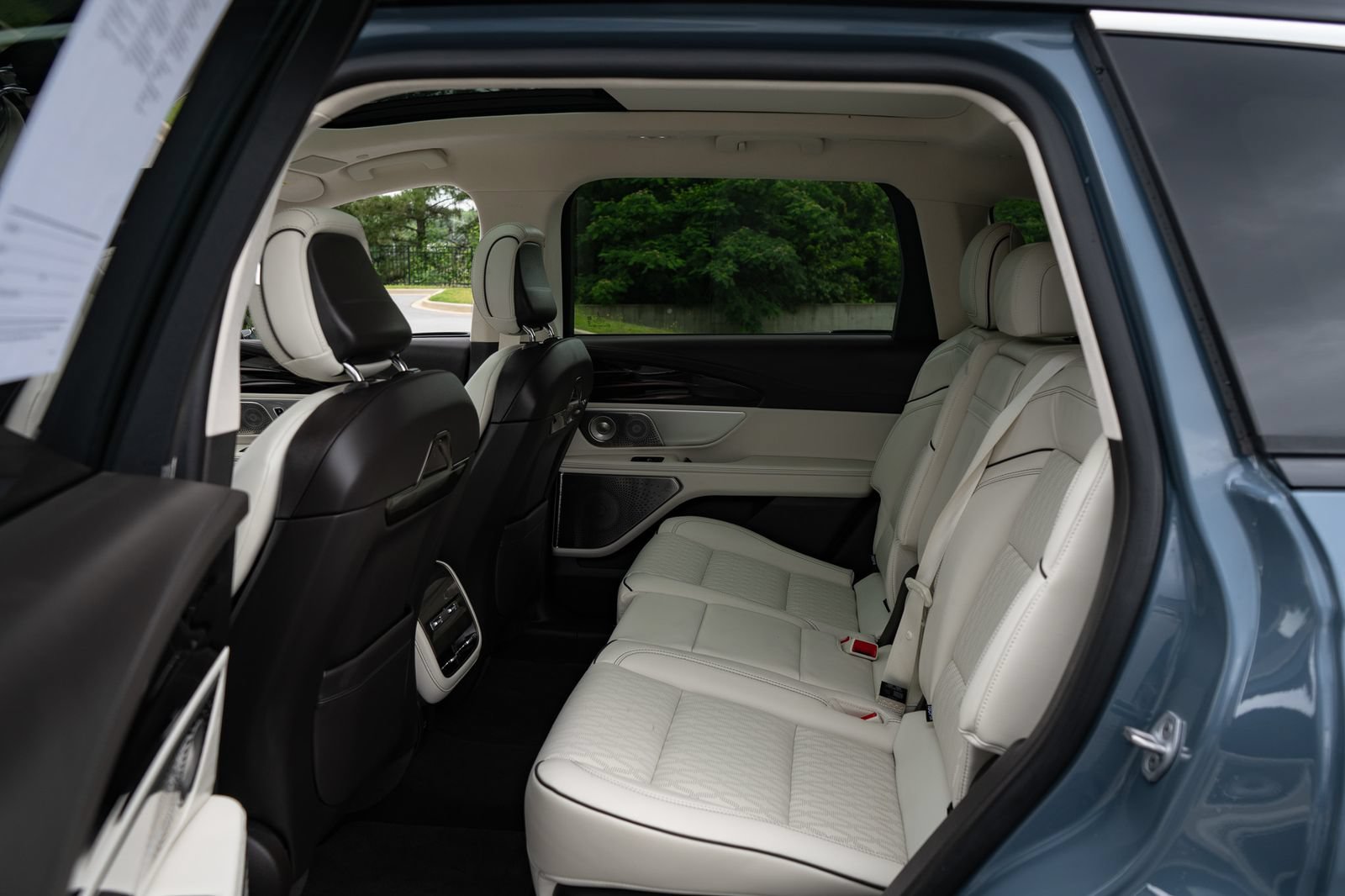 Used 2025 Lincoln Nautilus Black Label AWD/4WD image 34