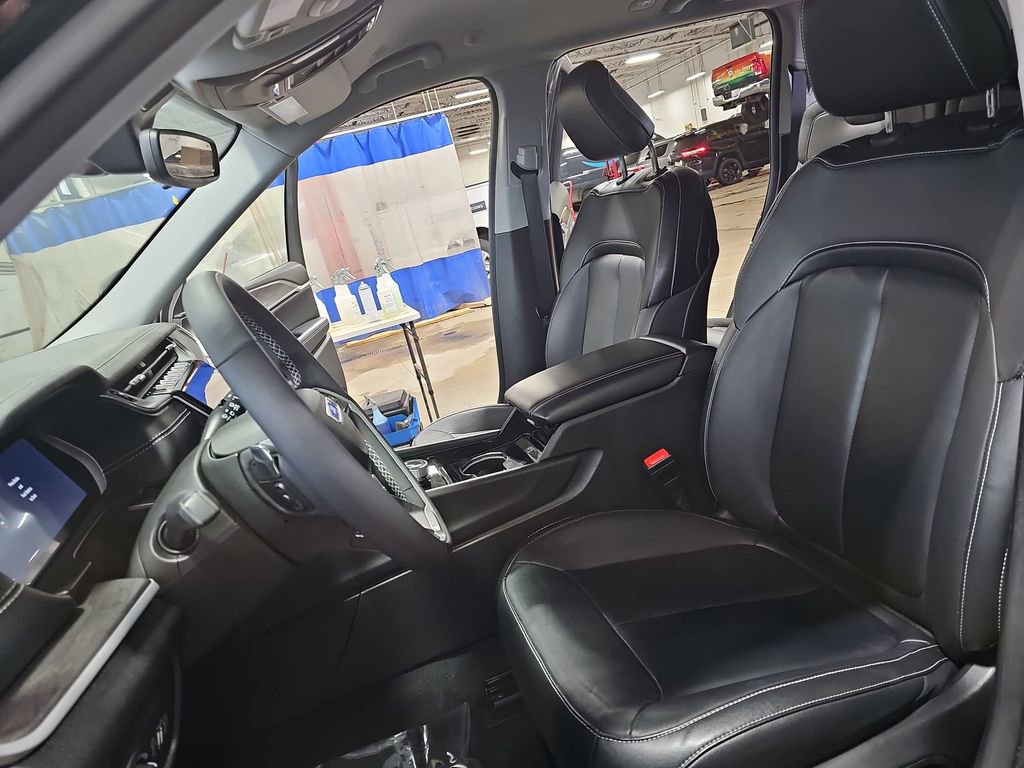 Certified 2023 Jeep Grand Cherokee Limited image 14