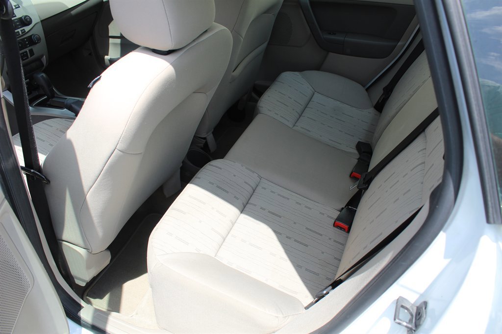 Used 2008 Ford Focus SE image 7
