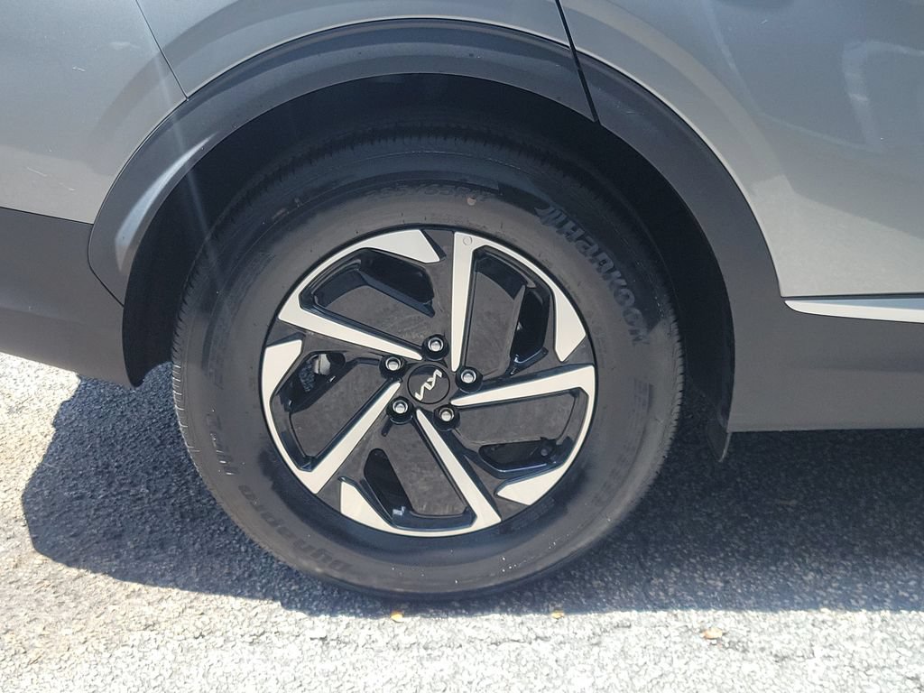Certified 2024 Kia Sportage LX FWD image 5