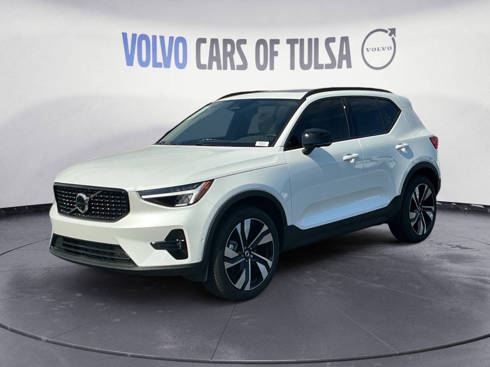 New 2026 Volvo XC40 B4 Plus w/ Protection Package Premier