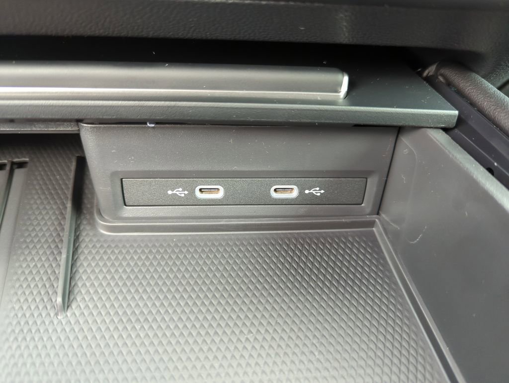 New 2026 Volkswagen Atlas SE image 38