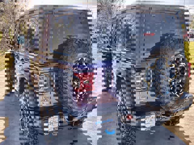 Used 2023 Jeep Wrangler Unlimited Rubicon 4xe w/ Safety Group image 5