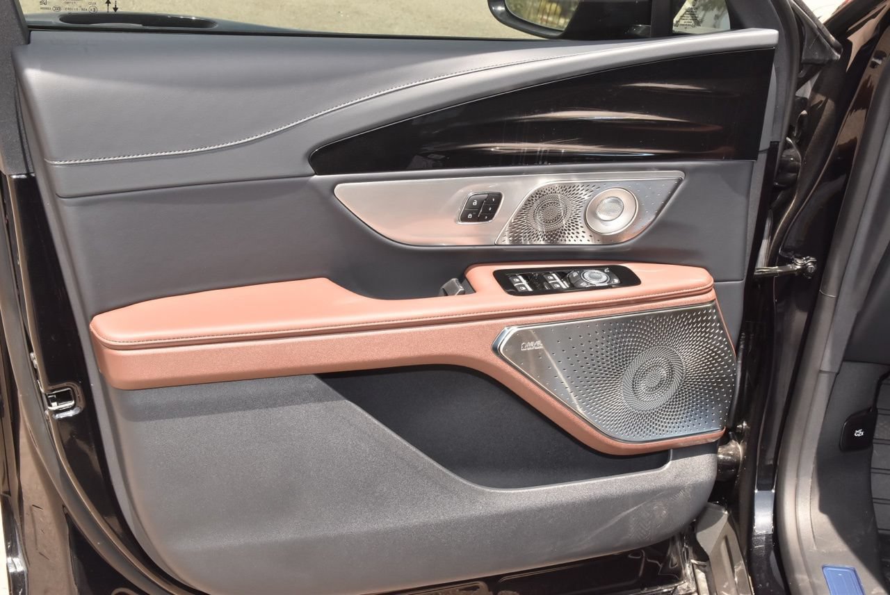 New 2026 Lincoln Nautilus Reserve AWD/4WD image 37