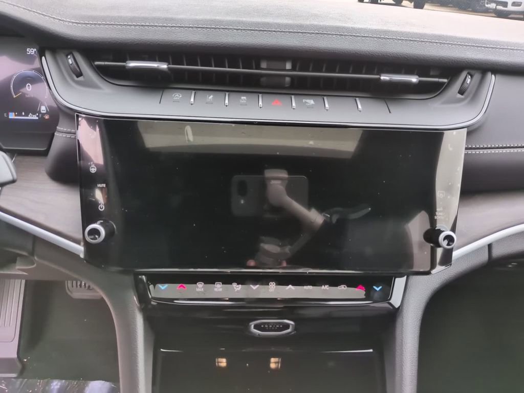 New 2026 Jeep Grand Cherokee L Limited AWD/4WD image 28