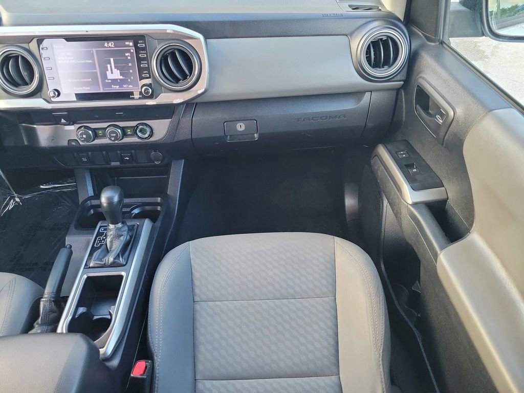 Used 2022 Toyota Tacoma SR5 image 21