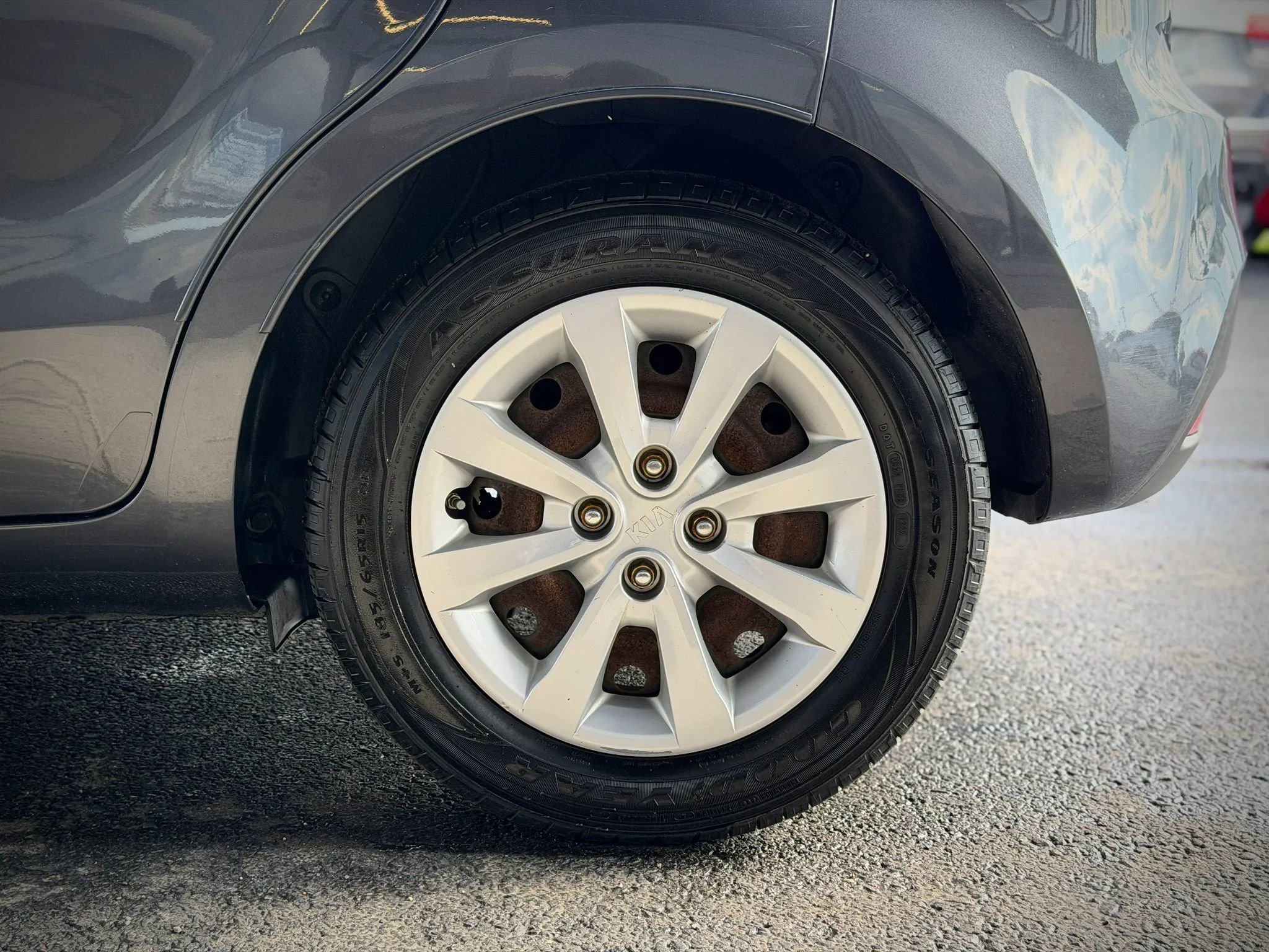 Used 2013 Kia Rio EX FWD image 21