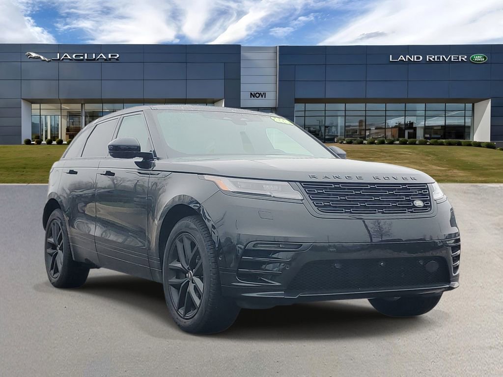 Used 2026 Land Rover Range Rover Velar Dynamic SE AWD/4WD image 2