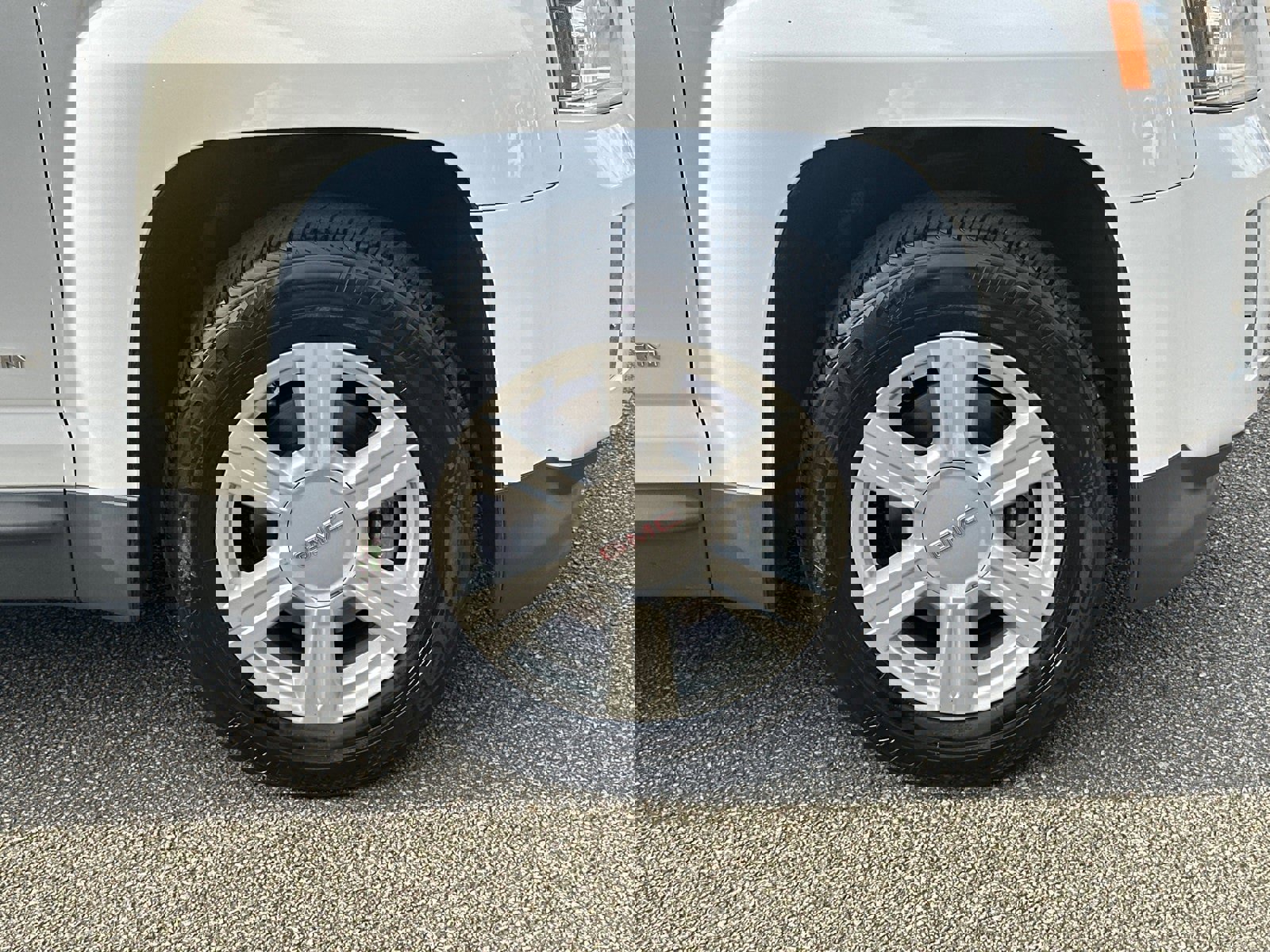 Used 2015 GMC Terrain SLE image 12