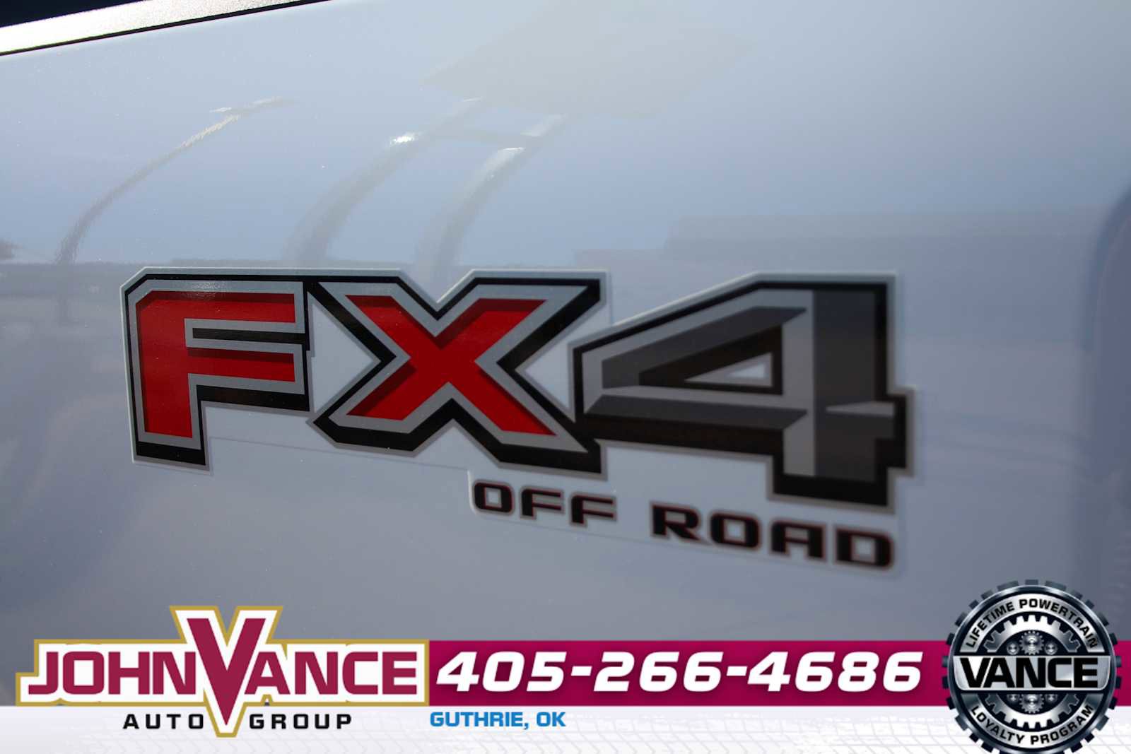 Used 2024 Ford F250 XLT w/ FX4 Off-Road Package image 8