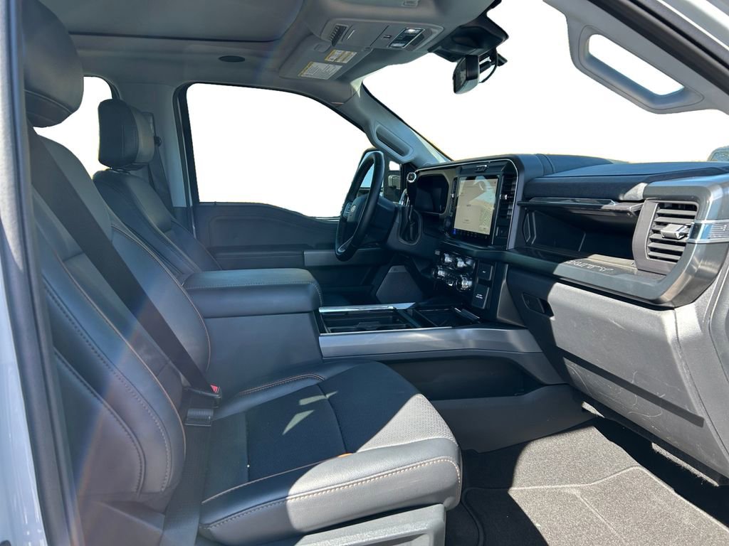 Used 2025 Ford F250 Lariat w/ Lariat Ultimate Package AWD/4WD image 17