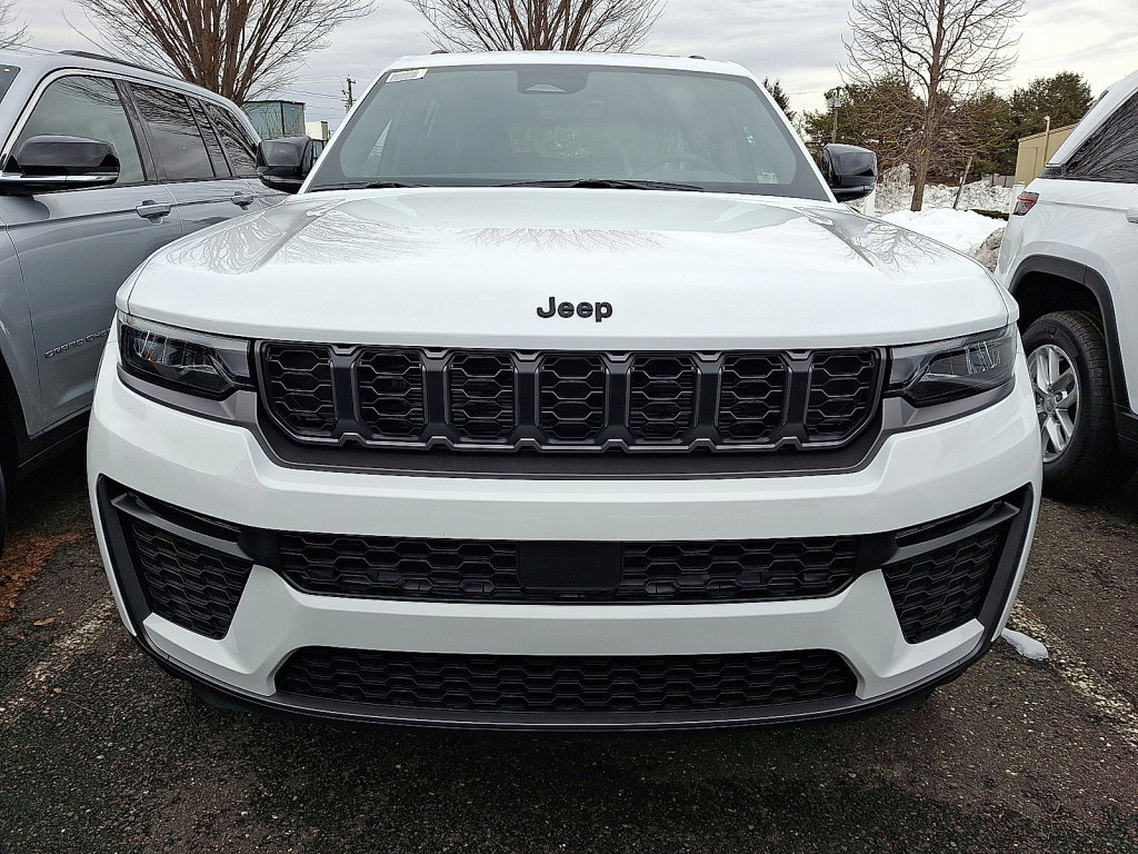 New 2026 Jeep Grand Cherokee L Limited image 2