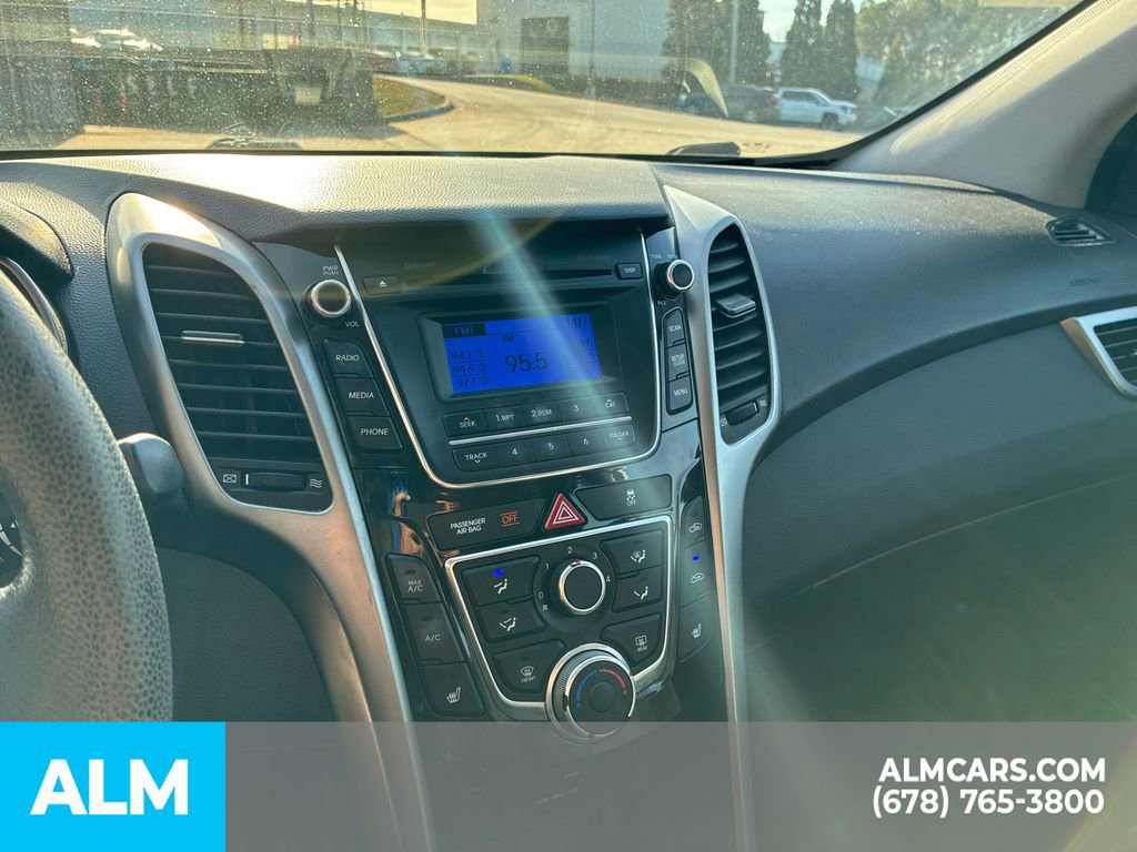 Used 2016 Hyundai Elantra GT image 21