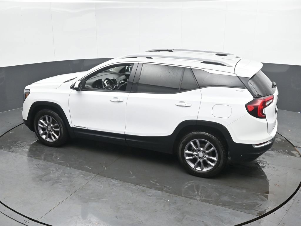 Used 2023 GMC Terrain SLT image 20