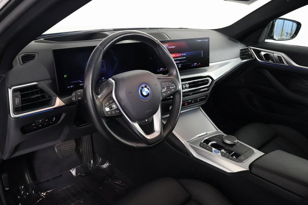 Certified 2023 BMW i4 eDrive40 w/ Premium Package RWD image 7