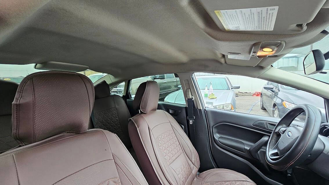 Used 2015 Ford Fiesta S image 32