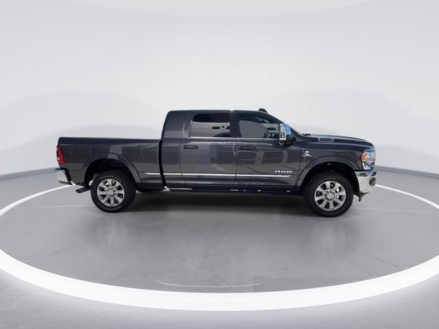 Used 2023 RAM 2500 Limited AWD/4WD image 9