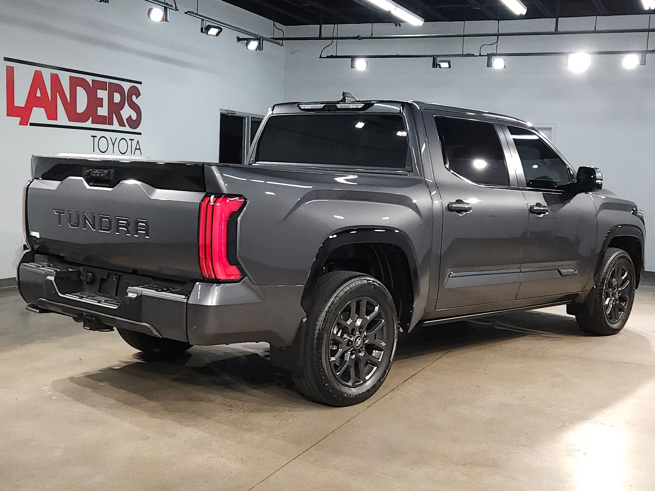 Used 2025 Toyota Tundra Platinum image 7