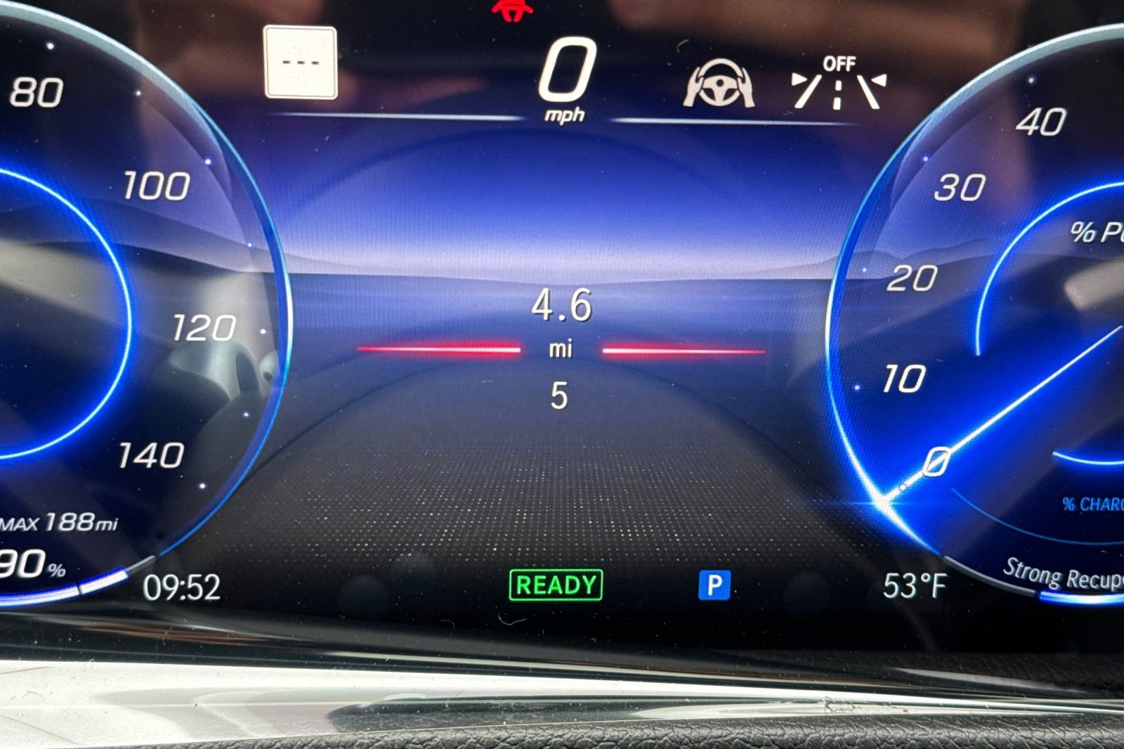 New 2025 Mercedes-Benz EQB 350 4MATIC SUV image 33