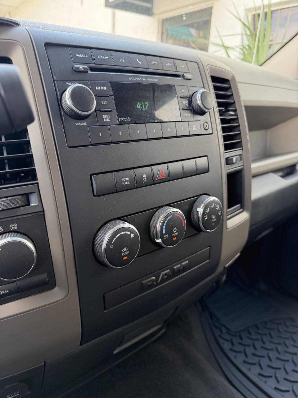 Used 2012 RAM 1500 Tradesman w/ ST Popular Equipment Group AWD/4WD image 10