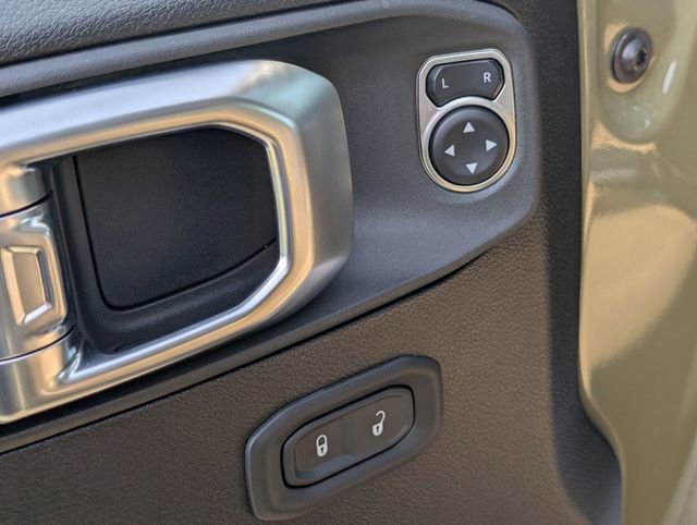 New 2026 Jeep Gladiator Sport image 10