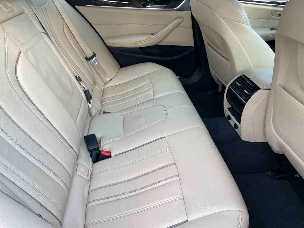 Used 2018 BMW 540i RWD image 24