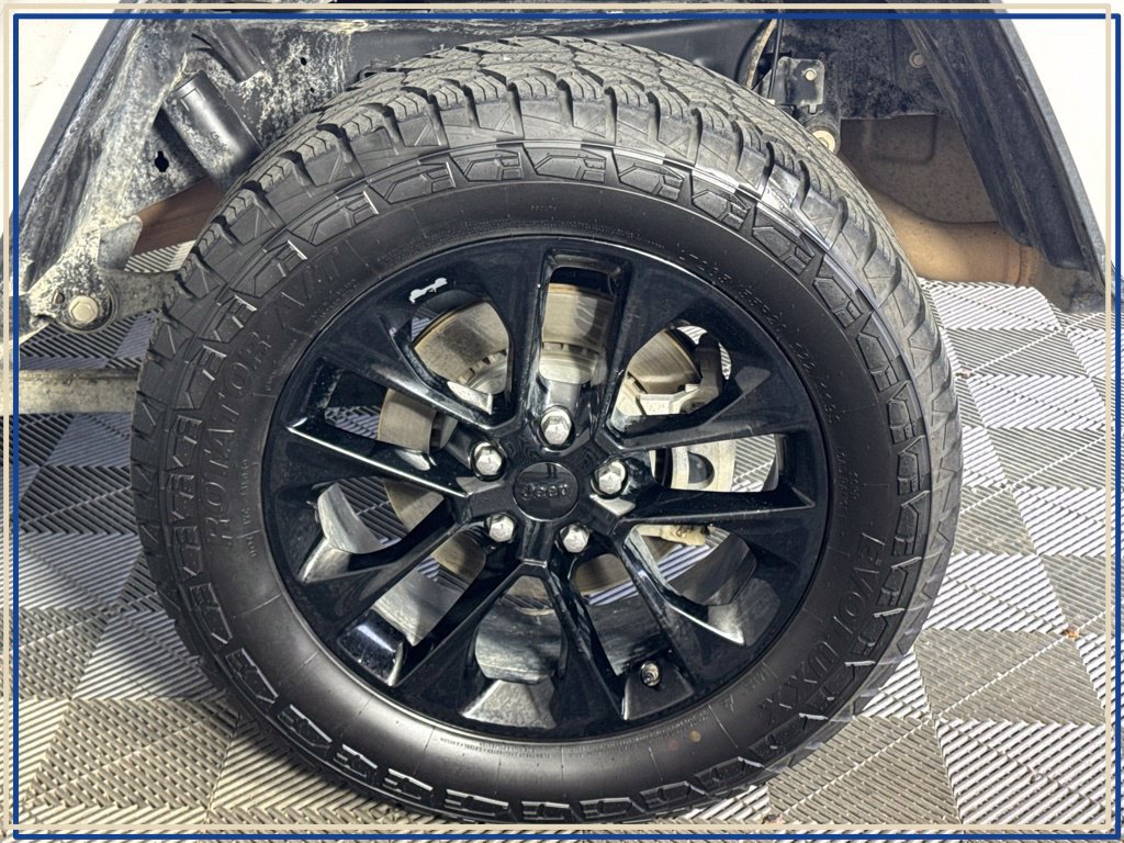 Certified 2021 Jeep Gladiator Overland AWD/4WD image 50