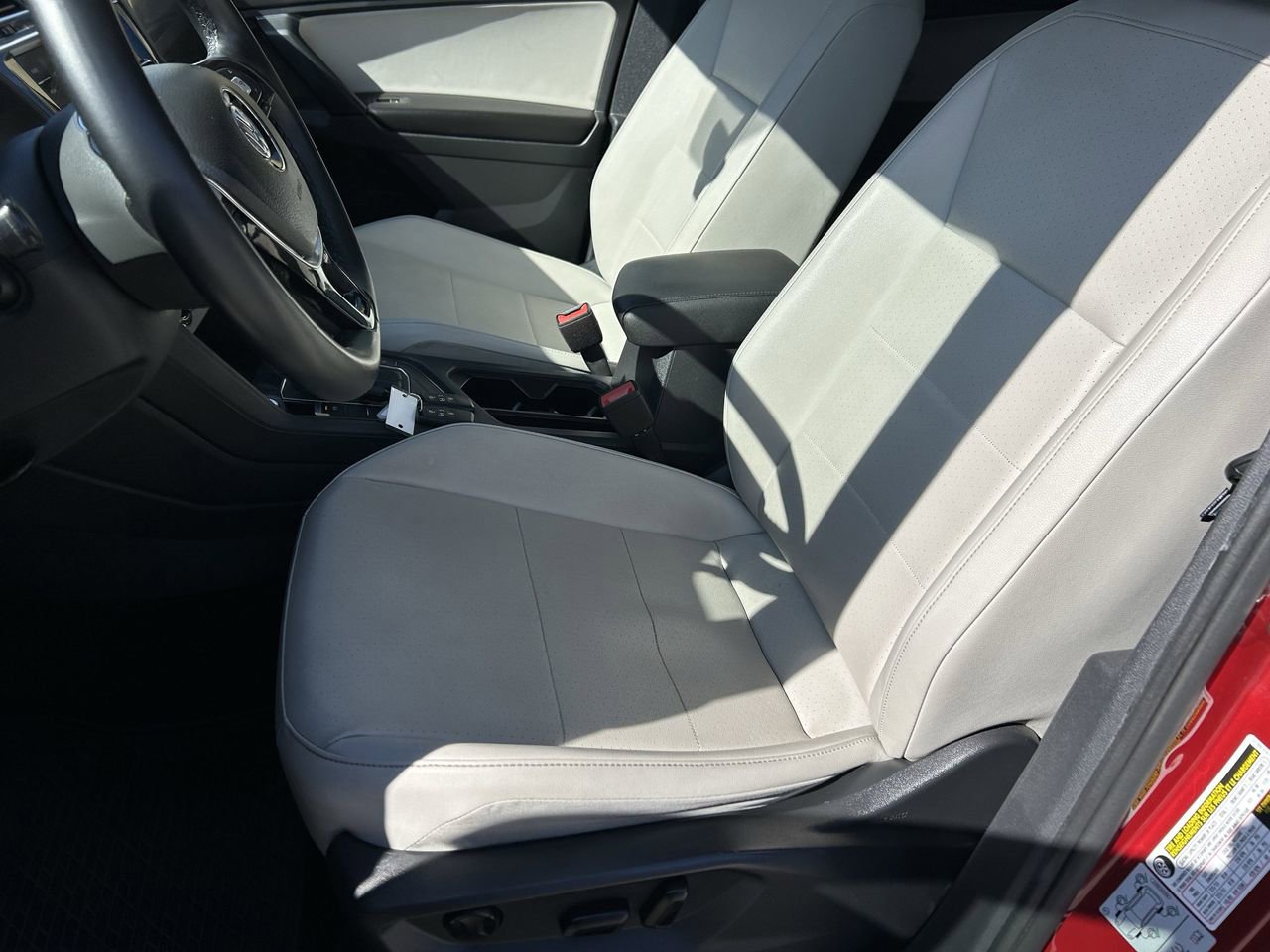 Used 2019 Volkswagen Tiguan SEL image 12