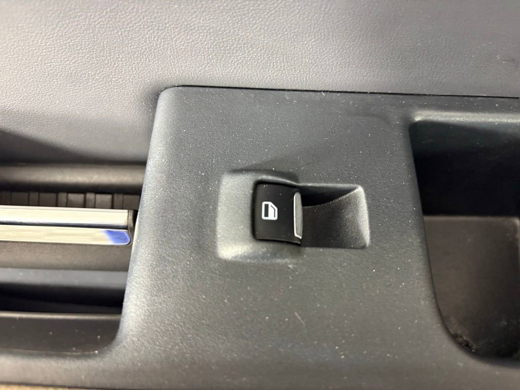 Used 2023 Ford Expedition Max Limited image 47