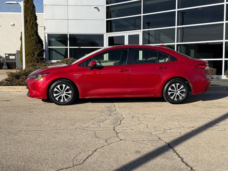 Used 2021 Toyota Corolla LE image 6