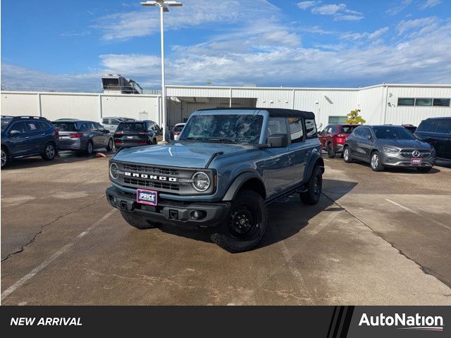 Used 2023 Ford Bronco Black Diamond image 1