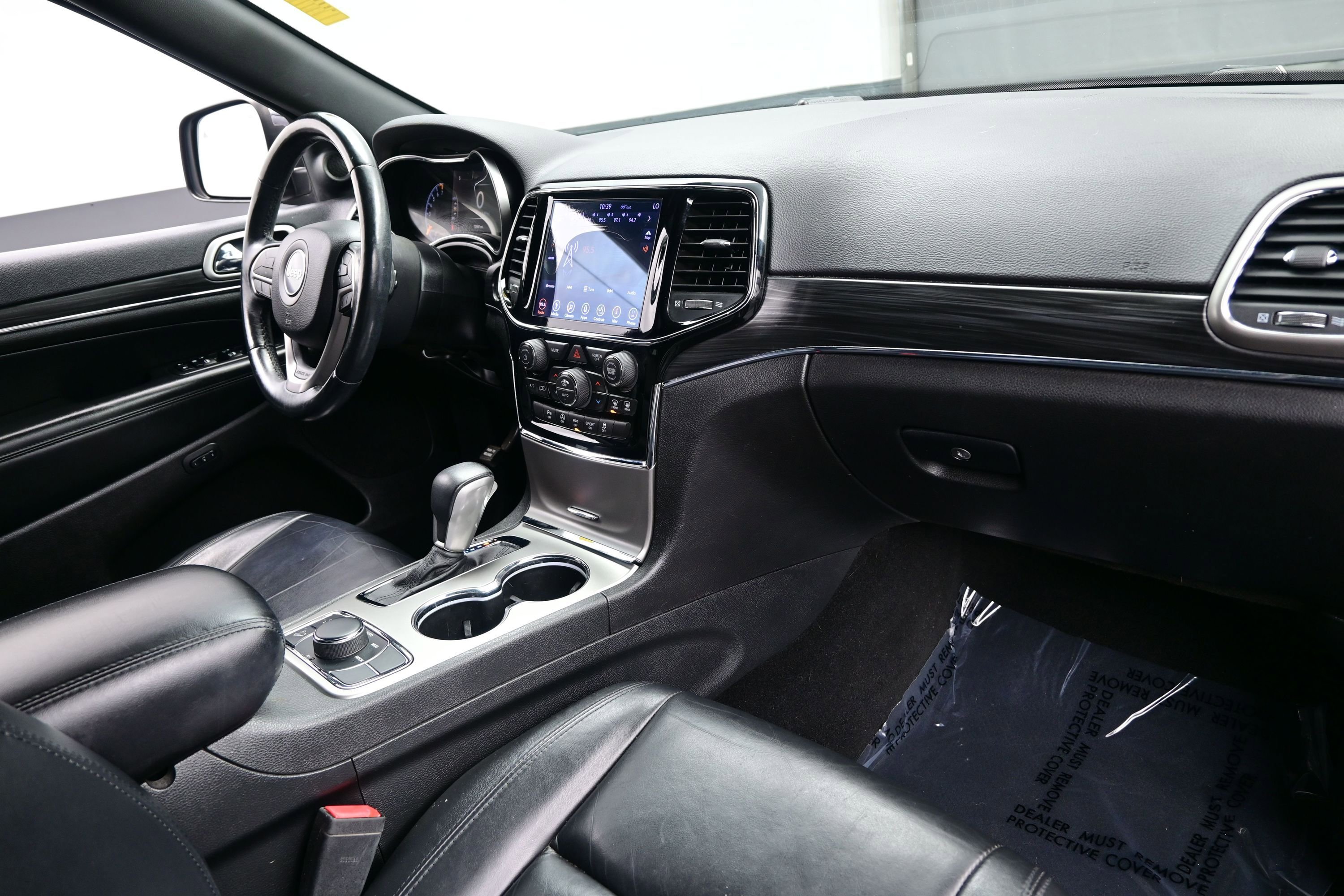 Used 2019 Jeep Grand Cherokee Limited AWD/4WD image 15