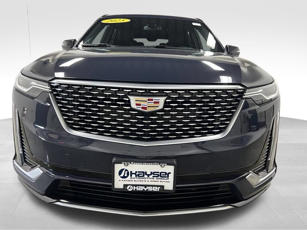 Certified 2025 Cadillac XT6 Premium Luxury AWD/4WD image 10
