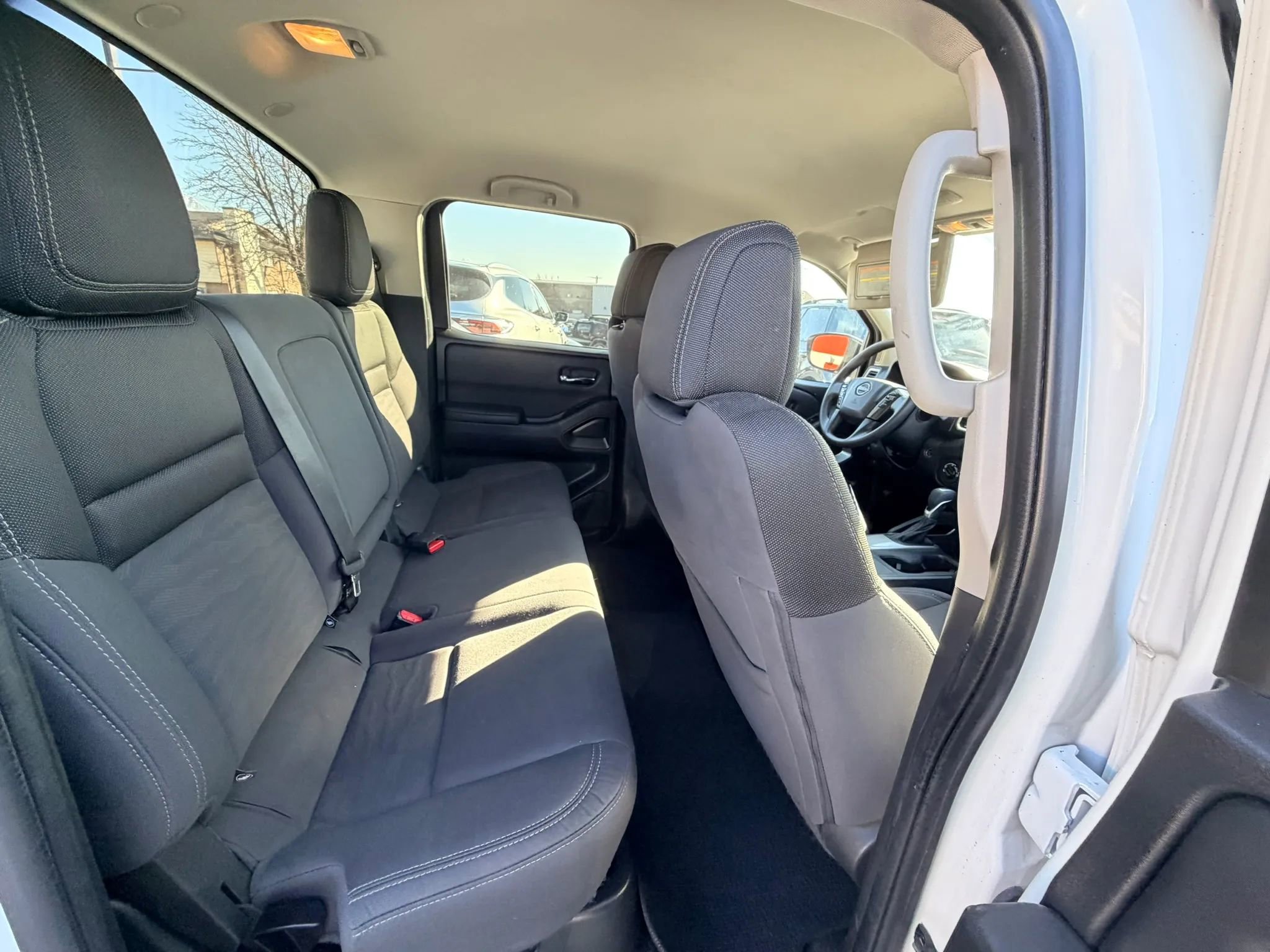 Used 2023 Nissan Frontier SV image 22