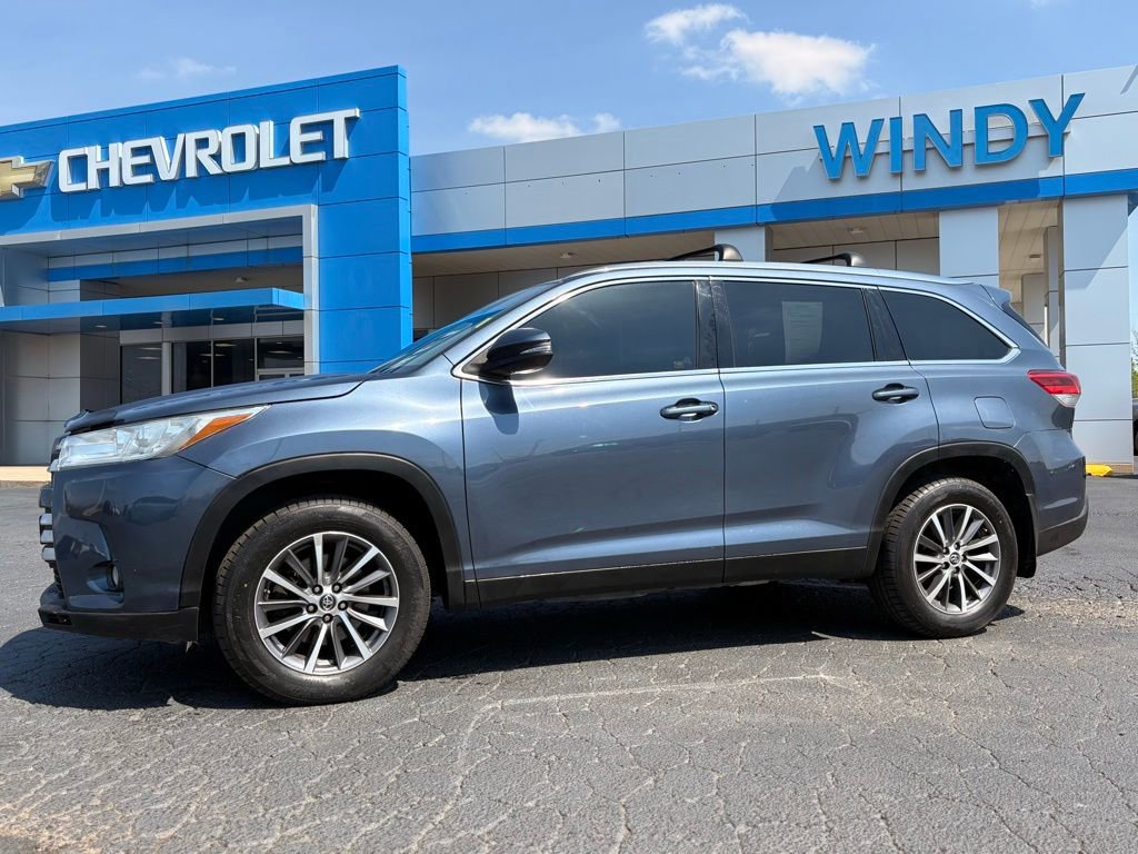 Used 2019 Toyota Highlander XLE image 8