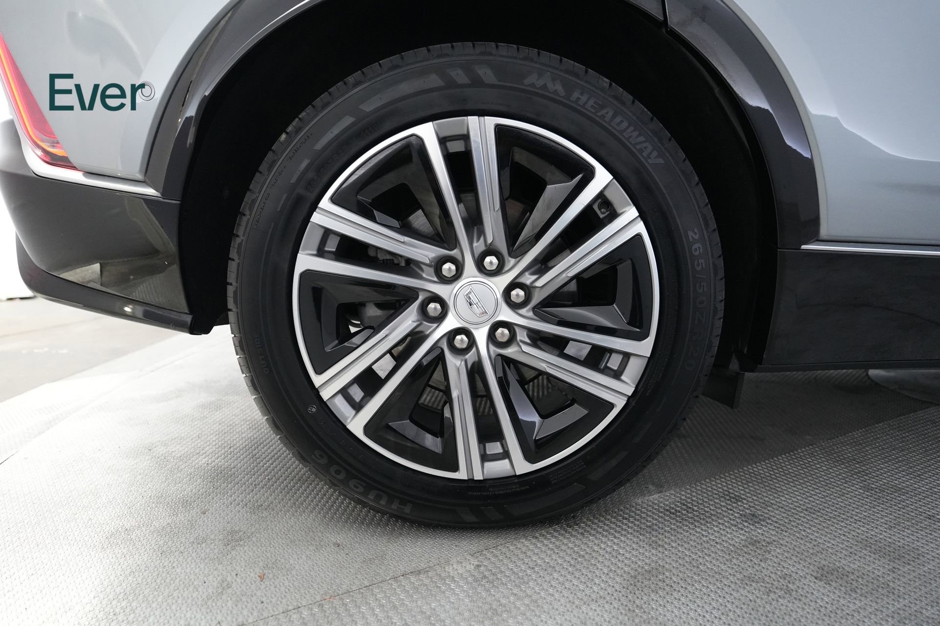 Used 2024 Cadillac Lyriq Luxury RWD image 22